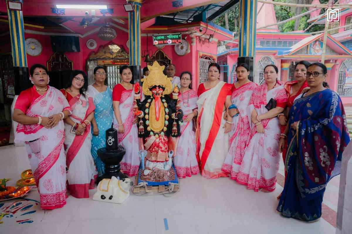 ধর্মীয় ভাবগাম্ভীর্যে চট্টগ্রামে দাশ পরিবারের ঐতিহ্যবাহী মা বুড়াকালীর বিগ্রহের প্রাণ প্রতিষ্ঠা সম্পন্ন