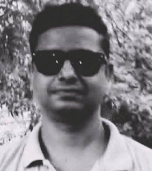 কেশবপুরের সীমান্তবর্তী এলাকায় হিন্দু স্কুল শিক্ষকের ঝুলন্ত মরদেহ উদ্ধার