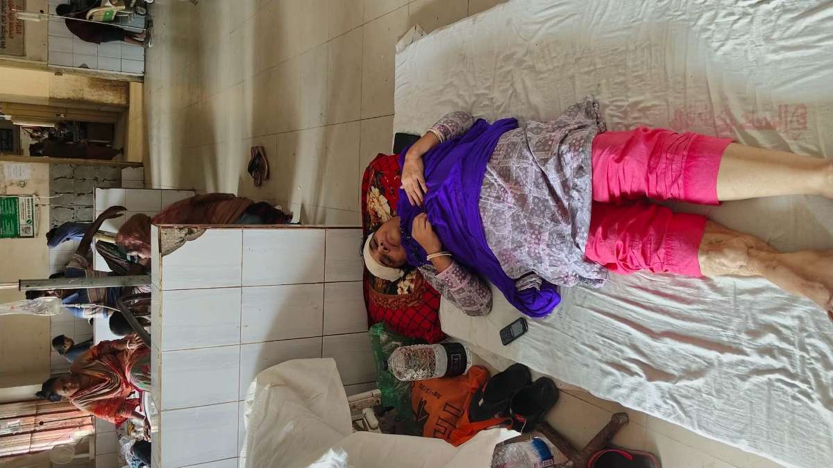 হিন্দু অসহায় নারীর জমি দখল করে তার বিরুদ্ধেই মামলা হামলাকারীদের