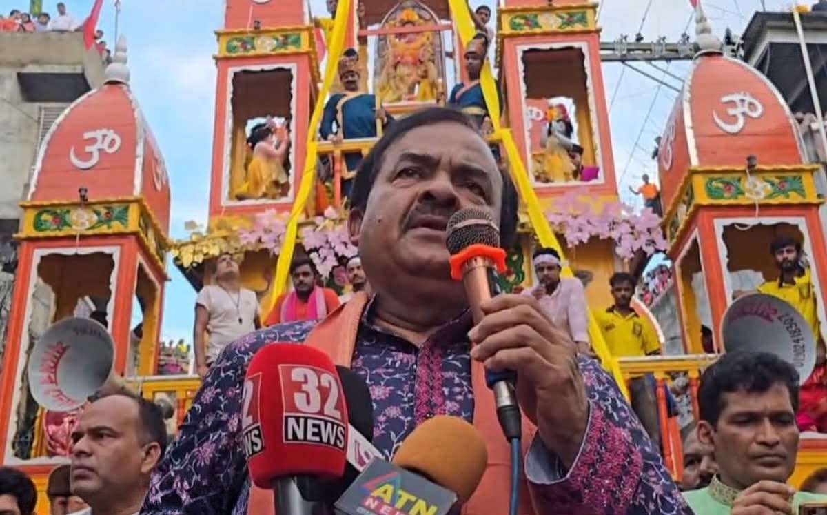 কারও কথায় কান দেবেন না, বিএনপি আপনাদের নিরাপত্তা দেবে: প্রধানমন্ত্রীর উপদেষ্টা