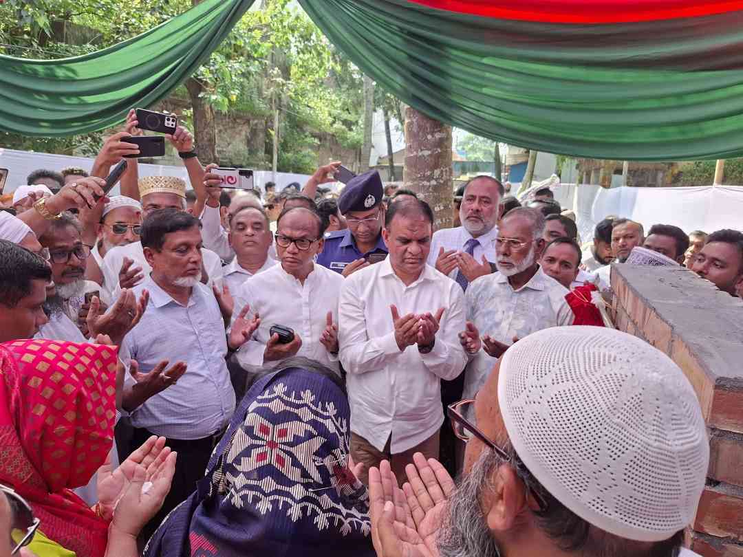 উৎসবমুখর পরিবেশে শরীয়তপুর প্রেসক্লাবের নতুন ভবনের ভিত্তিপ্রস্তর স্থাপন