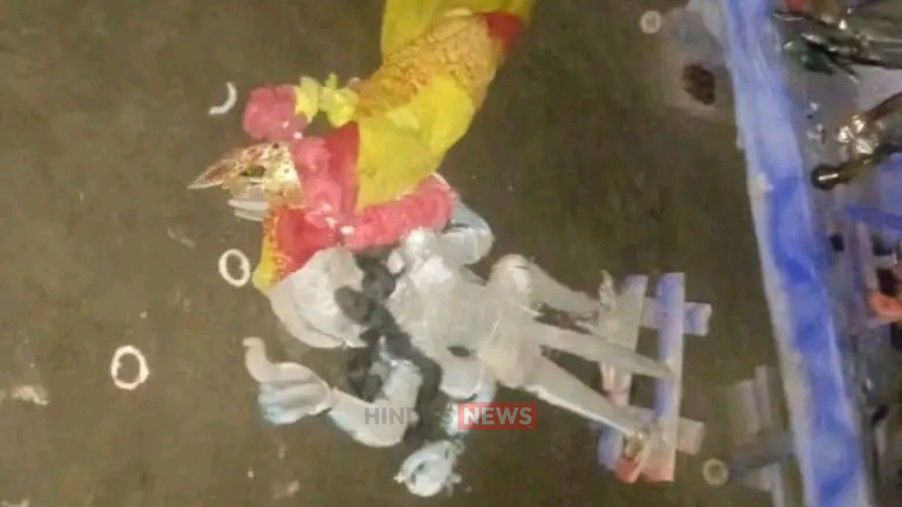 কেন্দুয়ায় দুর্গা মন্দির ভাঙচুর